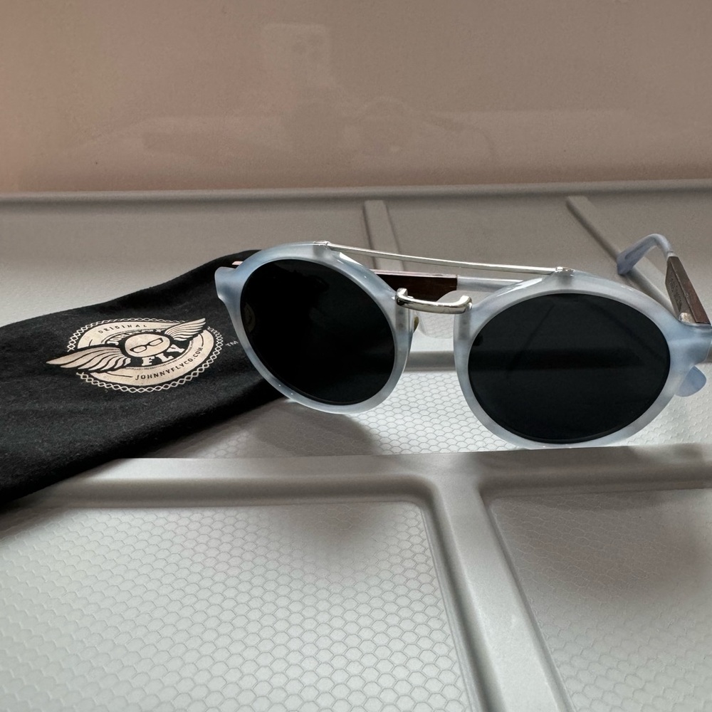 Johnny Fly Round Sunglasses - Blue w/ Black Lens